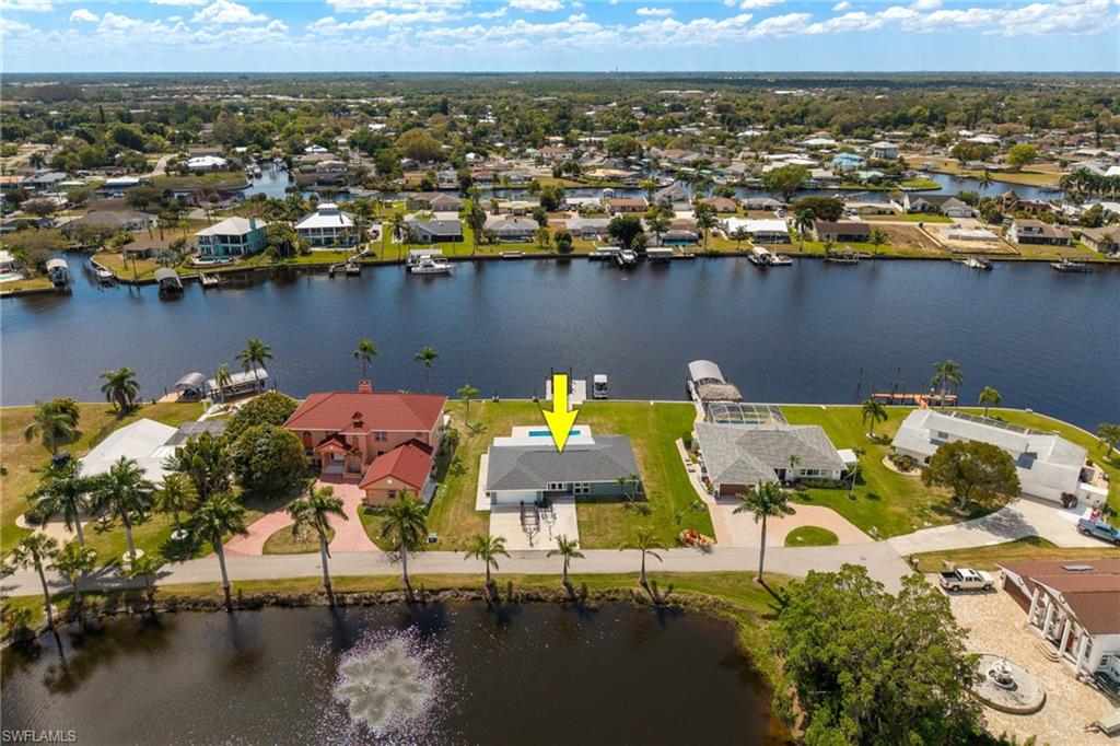 RIVER FOREST ISLAND - Residential