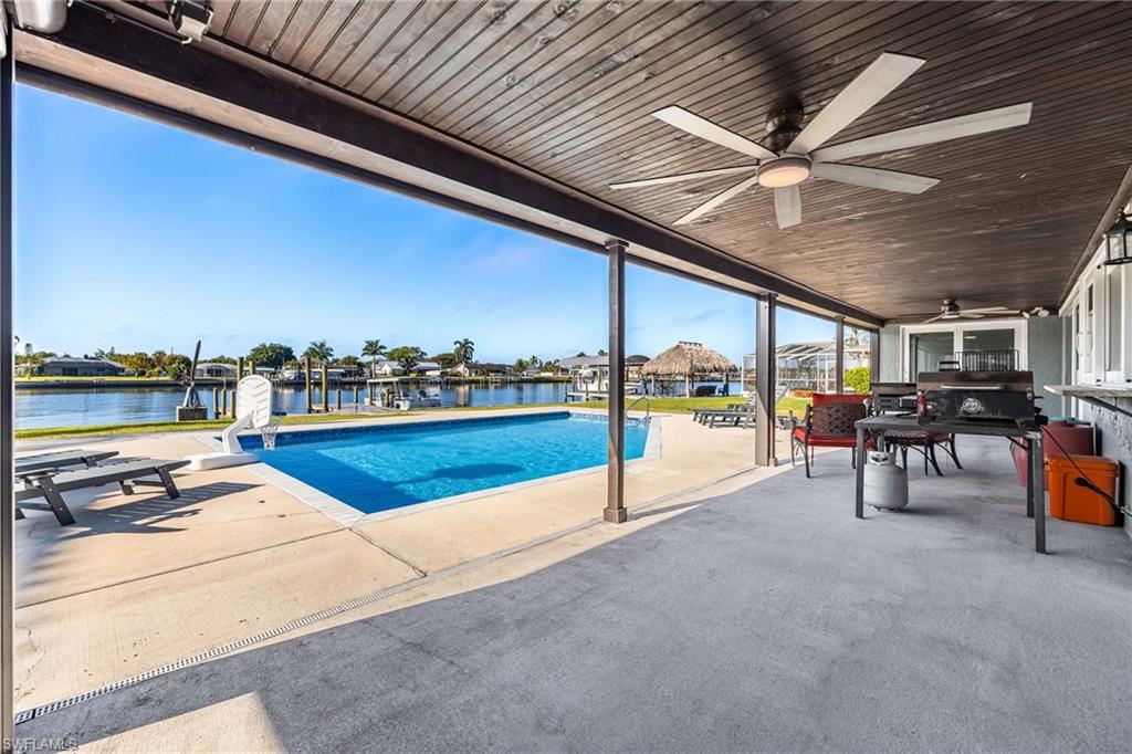 RIVER FOREST ISLAND - Residential