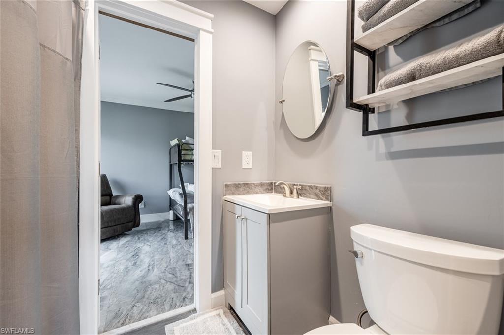 RIVER FOREST ISLAND - Residential