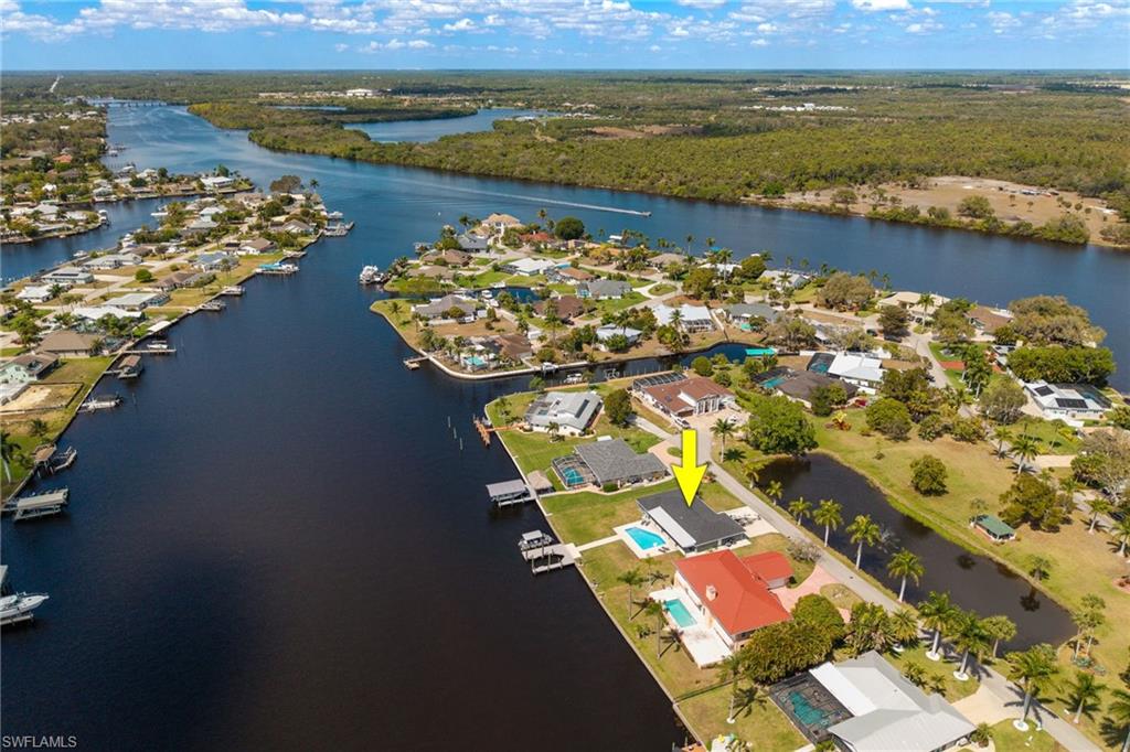 RIVER FOREST ISLAND - Residential