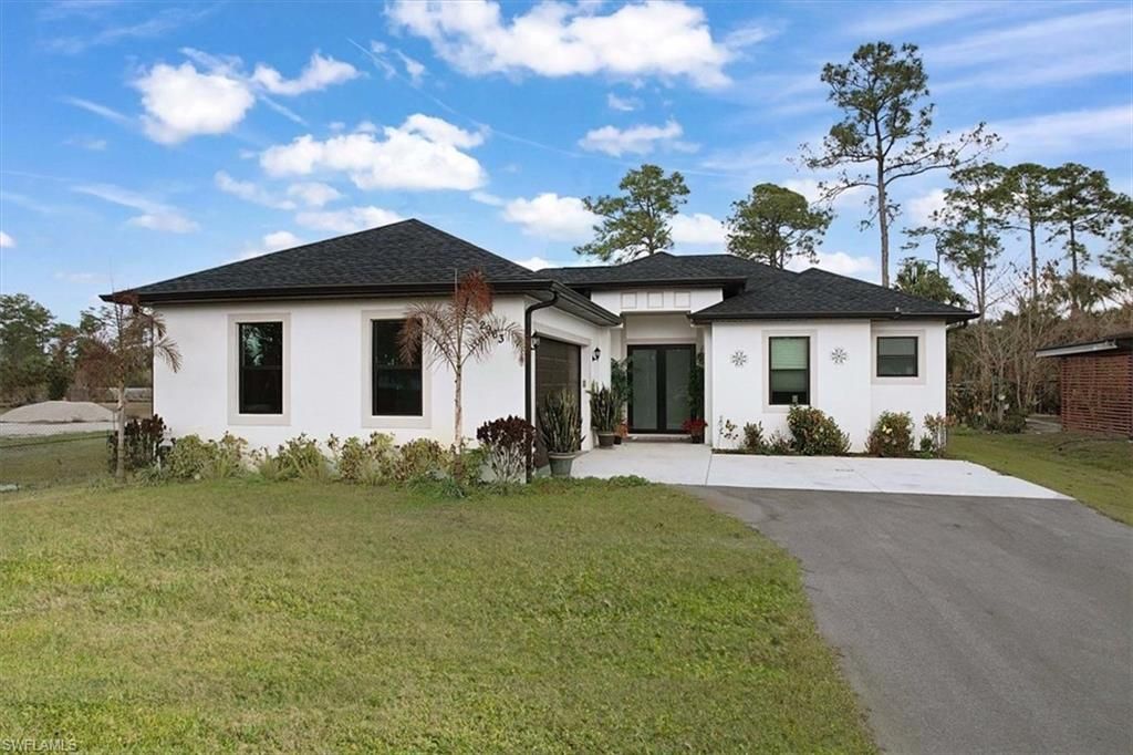 Photo of 2963 40th AVE SE, NAPLES, FL 34117 (MLS # 226009118)