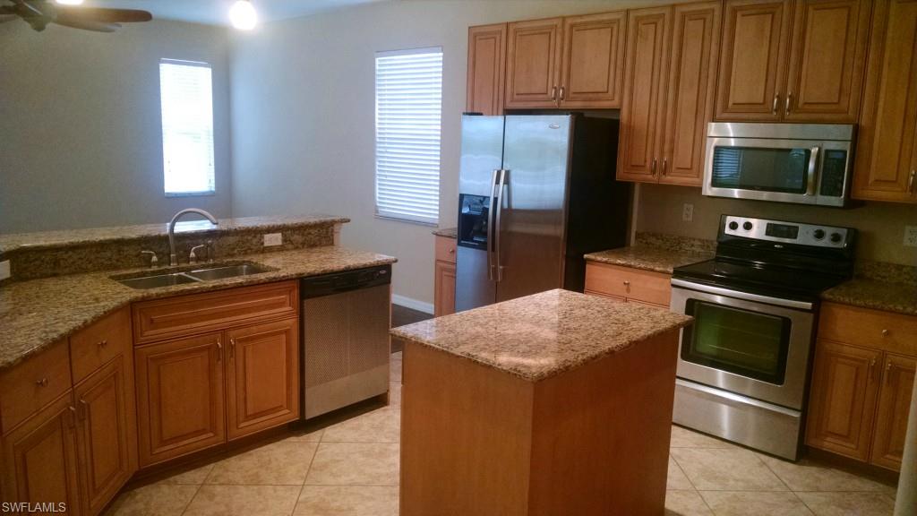 OLYMPIA POINTE - Residential