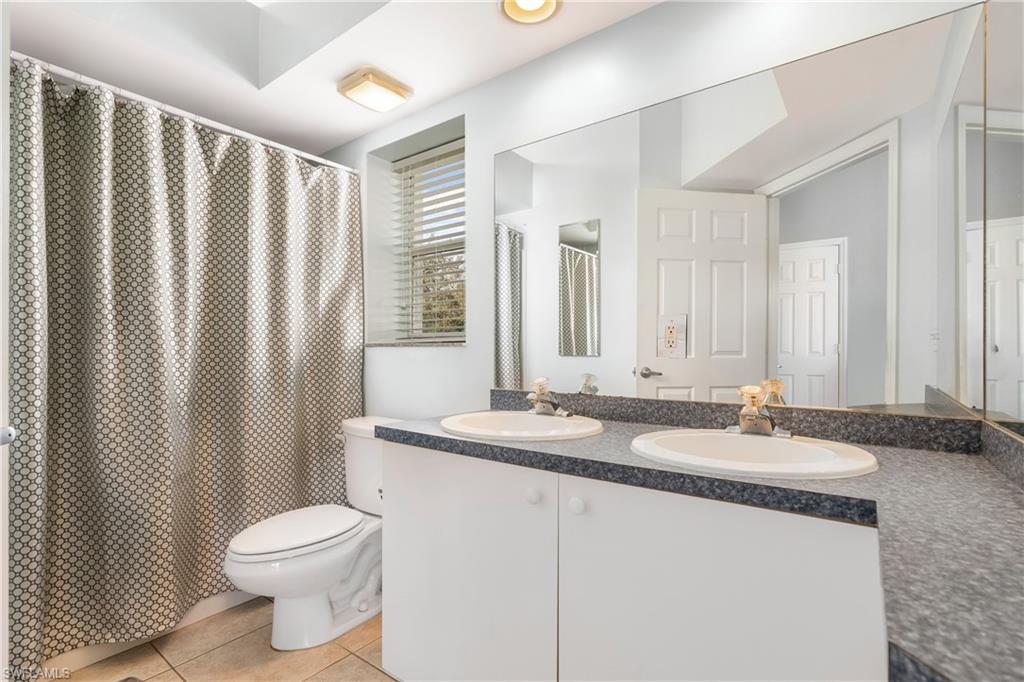 MANORS AT FOUNTAIN LAKES - Residential