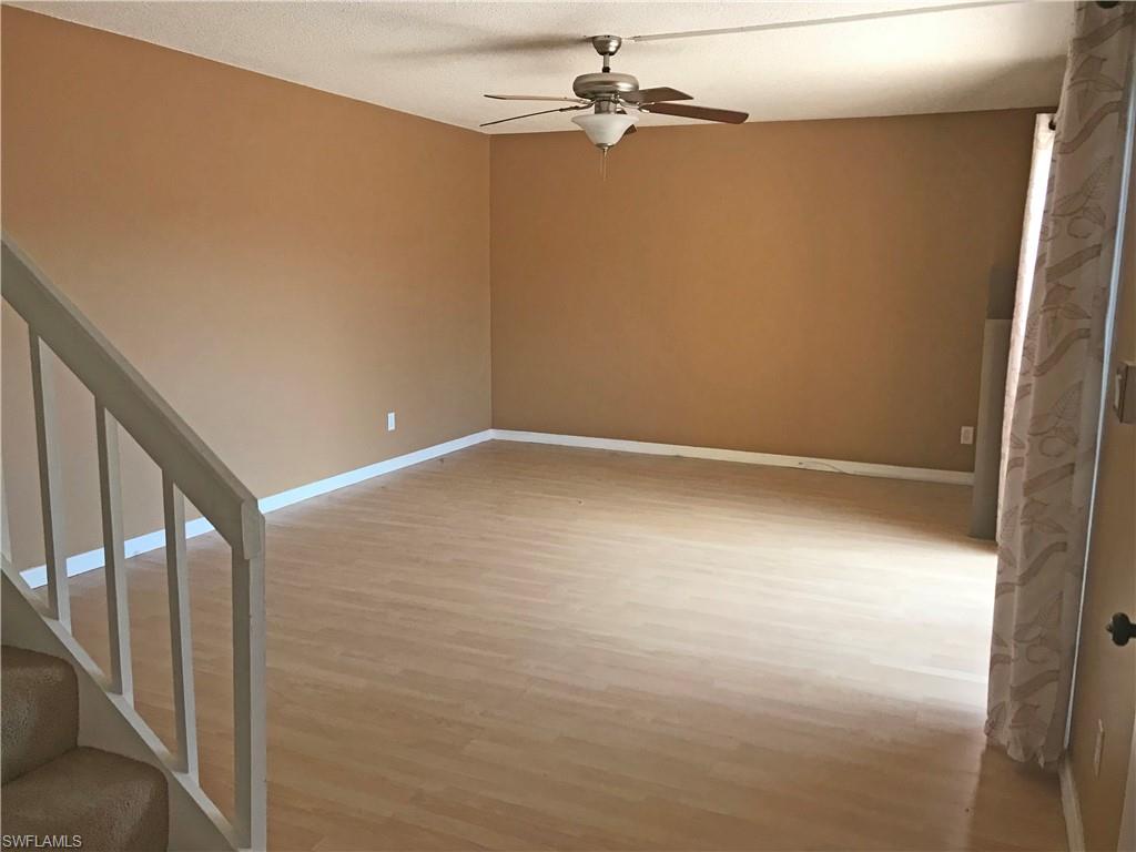 PARKWOODS TOWNHOUSE COMMUNITY - Residential