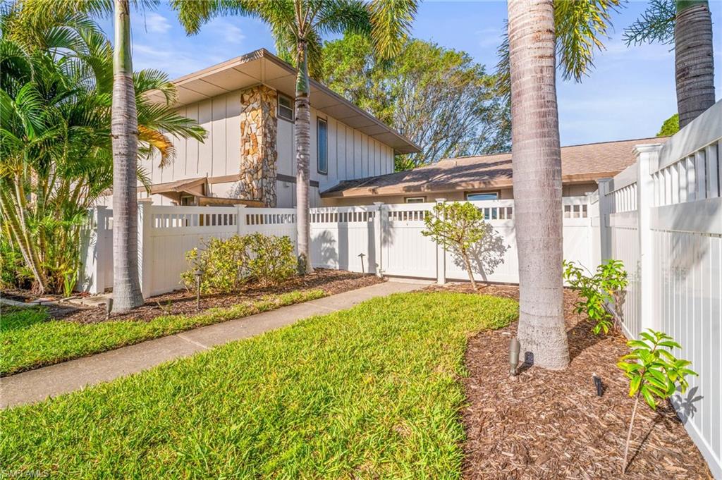 CALOOSA BAYVIEW - Residential Lease