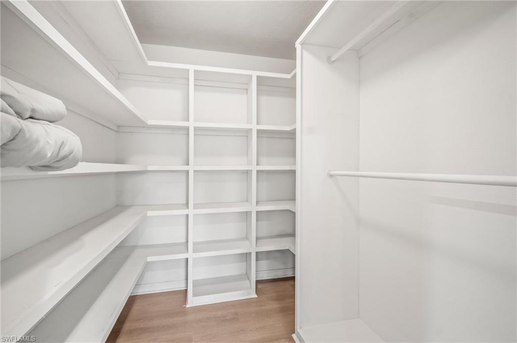 CALOOSA BAYVIEW - Residential Lease