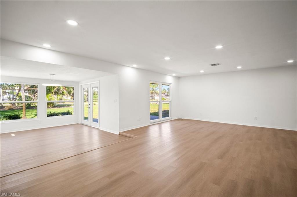 CALOOSA BAYVIEW - Residential Lease