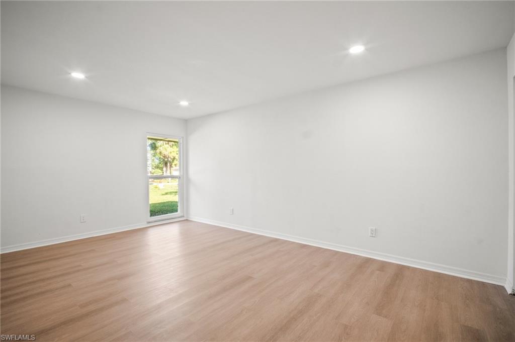 CALOOSA BAYVIEW - Residential Lease