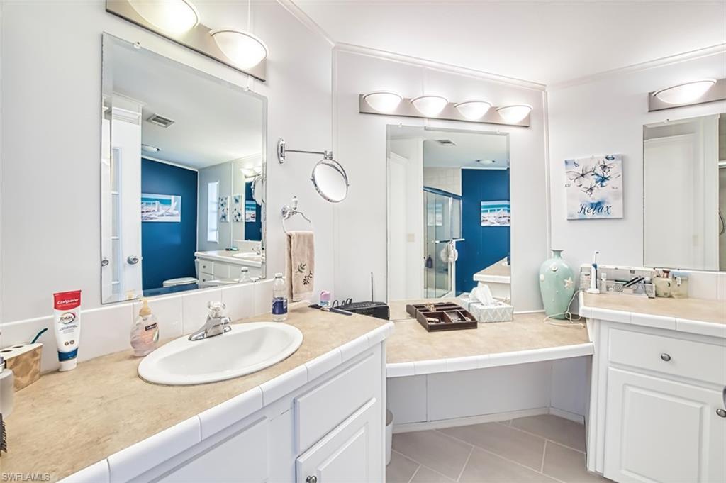 RIVIERA COLONY - Residential