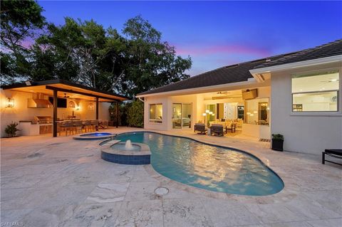 8133 Ronda CT NAPLES FL 34109