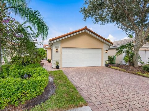 3238 Barbados LN NAPLES FL 34119