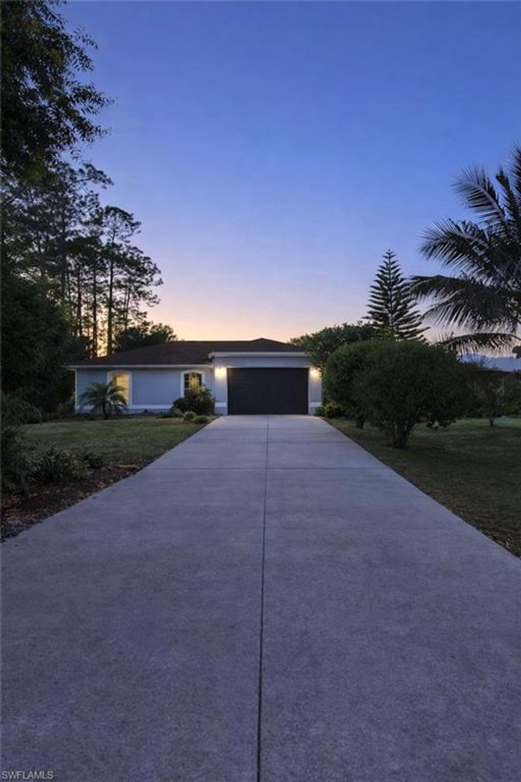 Photo of 2275 Robin DR, NAPLES, FL 34117 (MLS # 226005268)