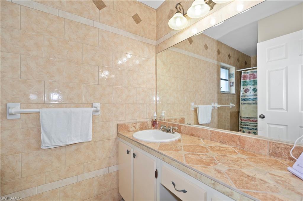 GOLDEN GATE CITY - Residential