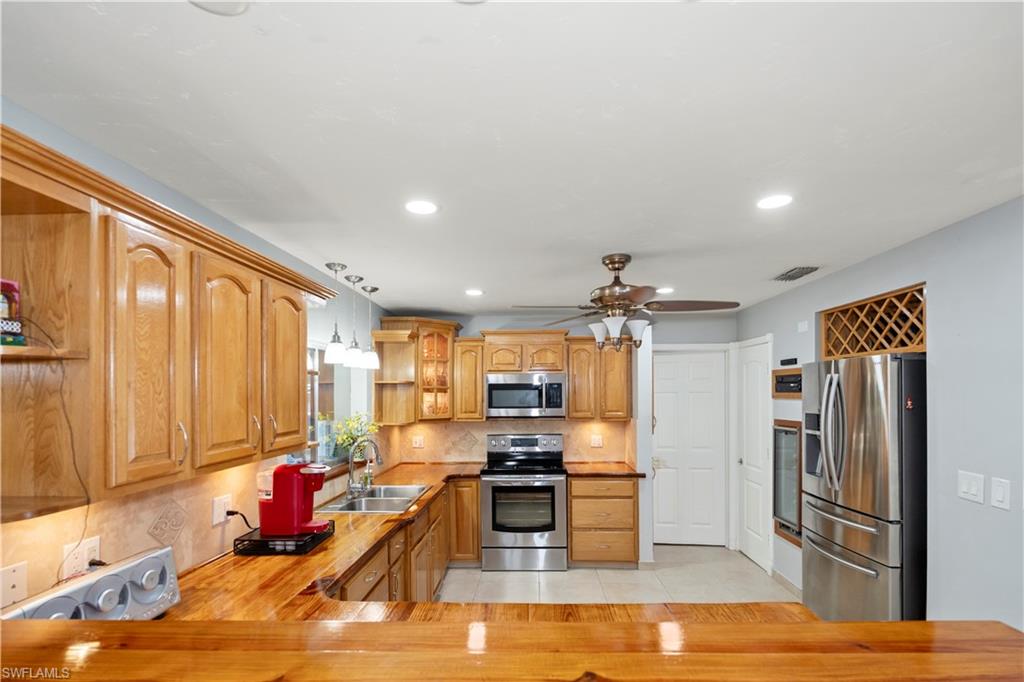 GOLDEN GATE CITY - Residential