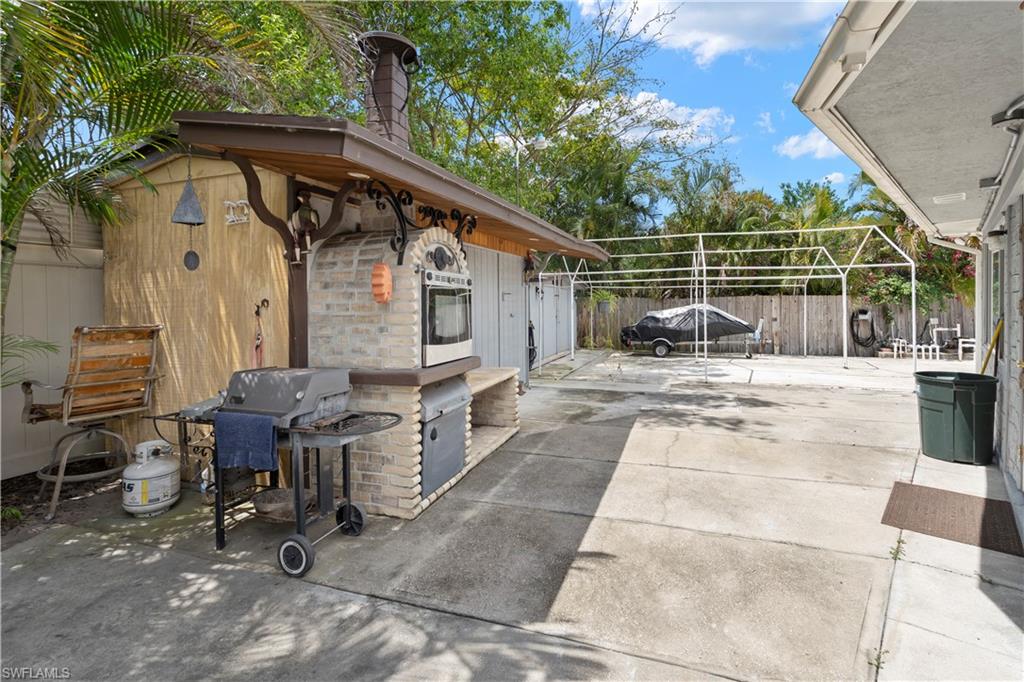 GOLDEN GATE CITY - Residential