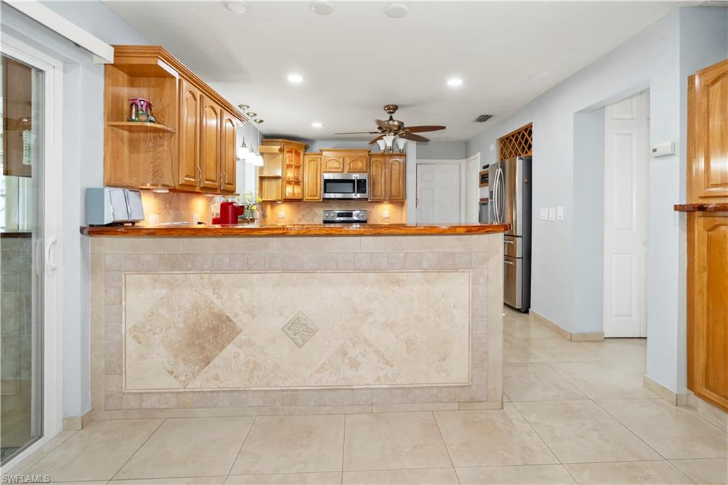 GOLDEN GATE CITY - Residential