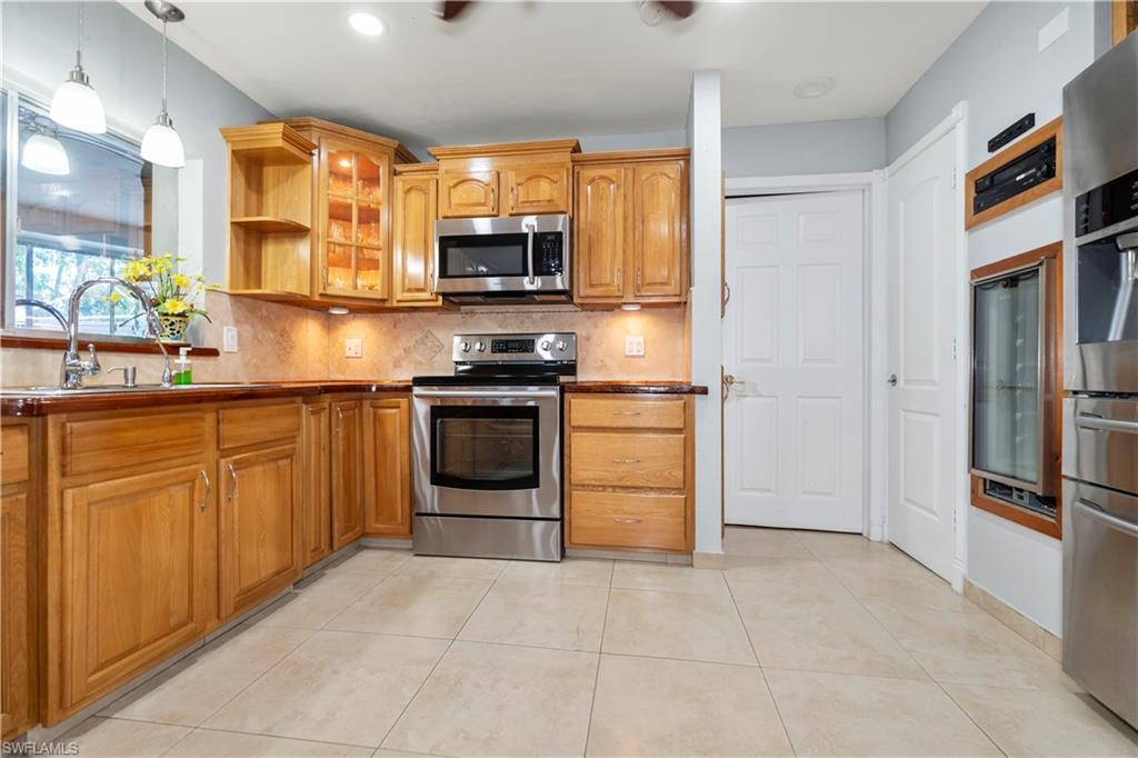 GOLDEN GATE CITY - Residential