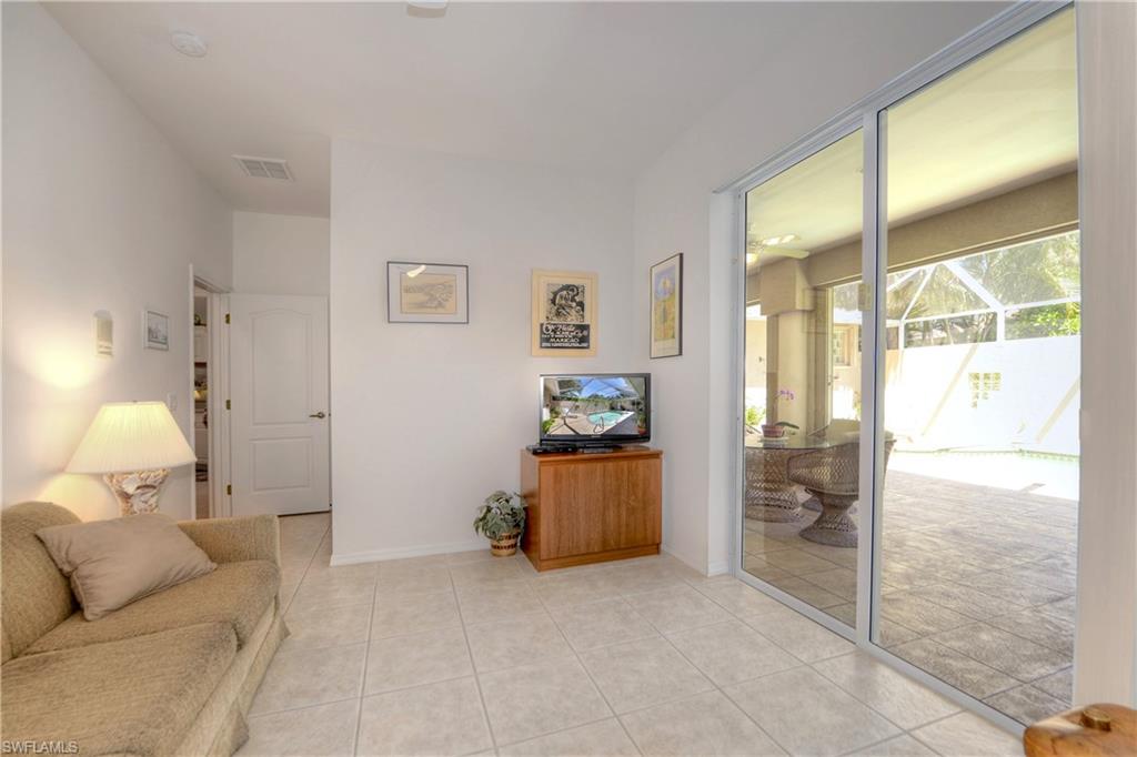 LAUREL OAKS - Residential