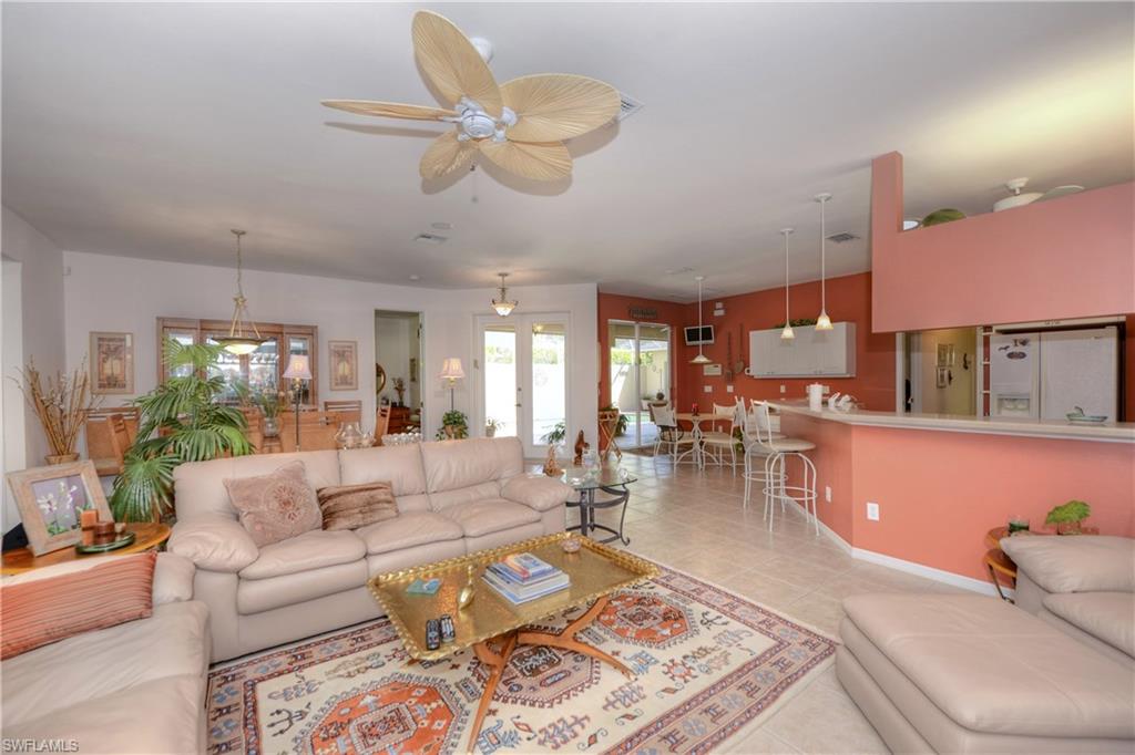 LAUREL OAKS - Residential