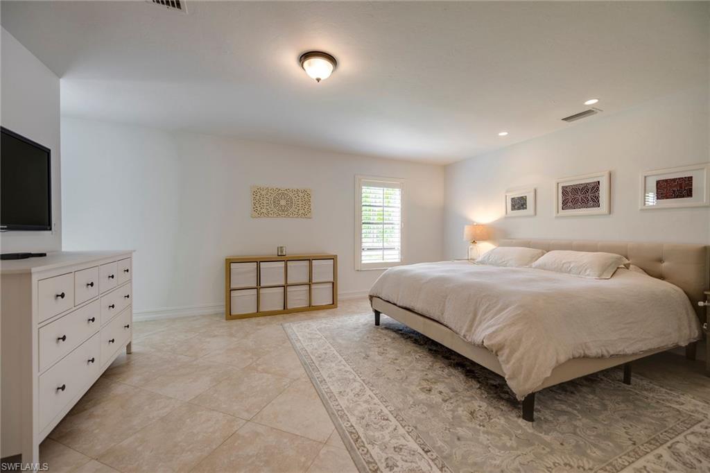 OAKES ESTATES - Residential