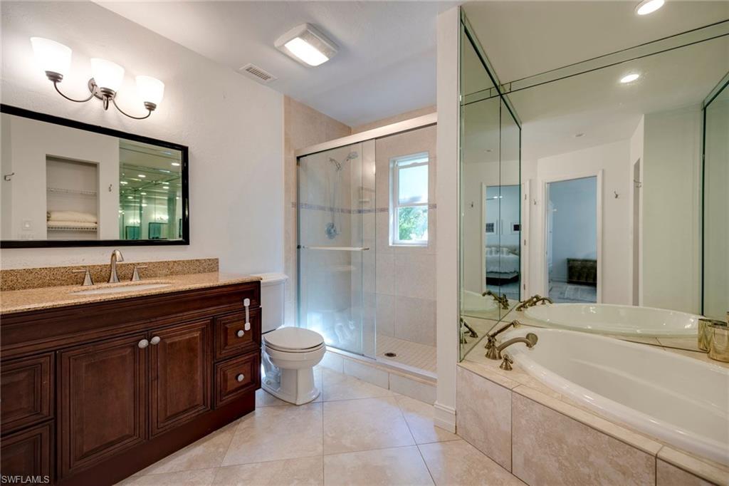 OAKES ESTATES - Residential