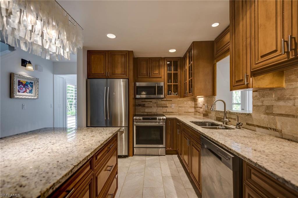 OAKES ESTATES - Residential