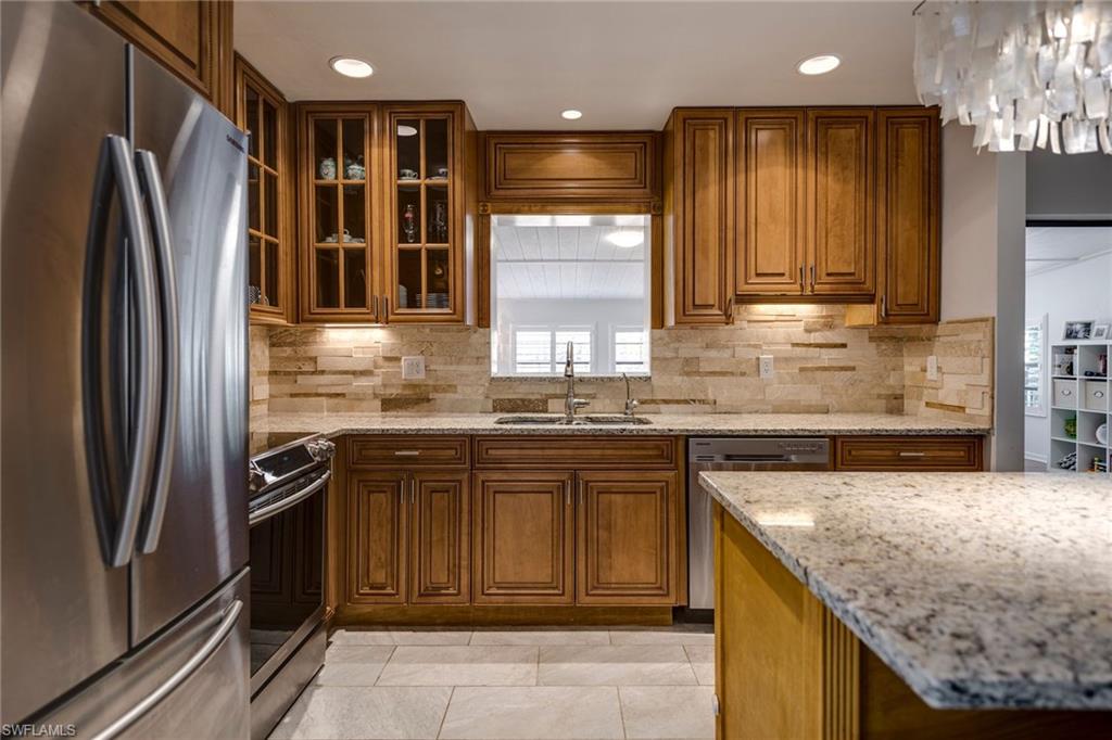 OAKES ESTATES - Residential