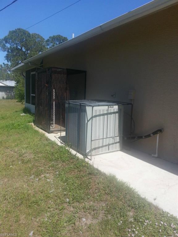 LEHIGH ACRES - Residential