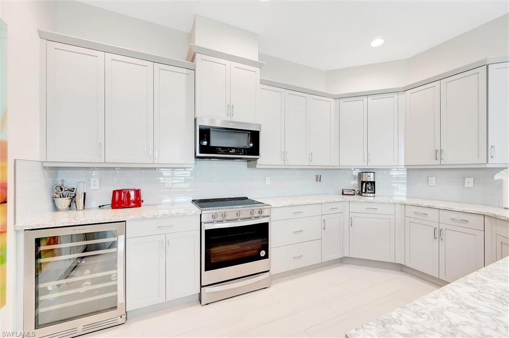 ISLES OF COLLIER PRESERVE - Residential Lease