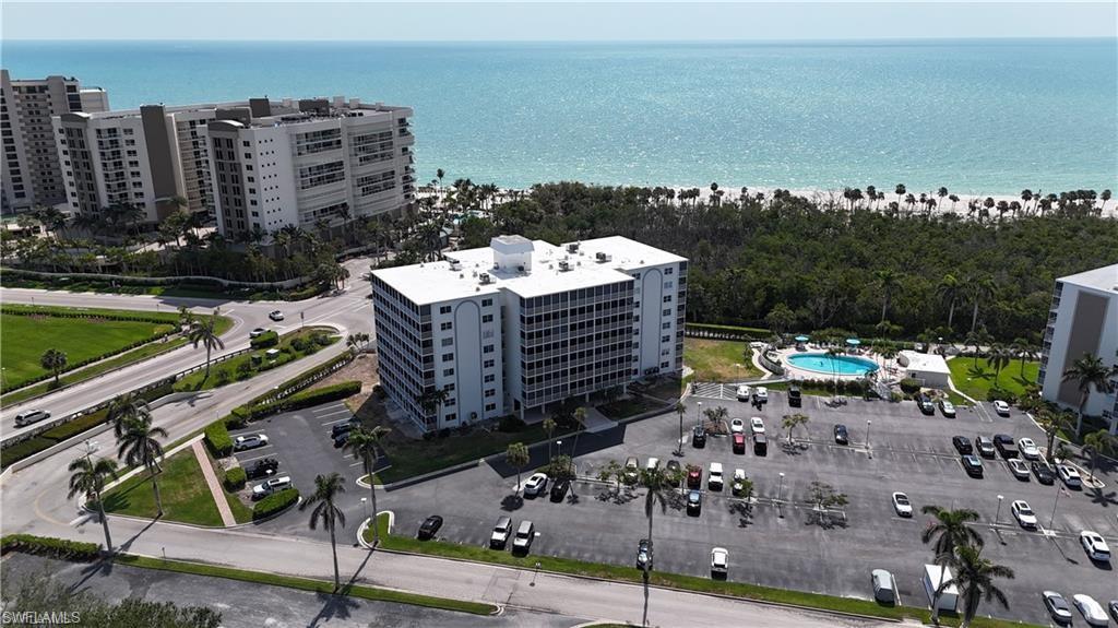 VANDERBILT TOWERS - Residential