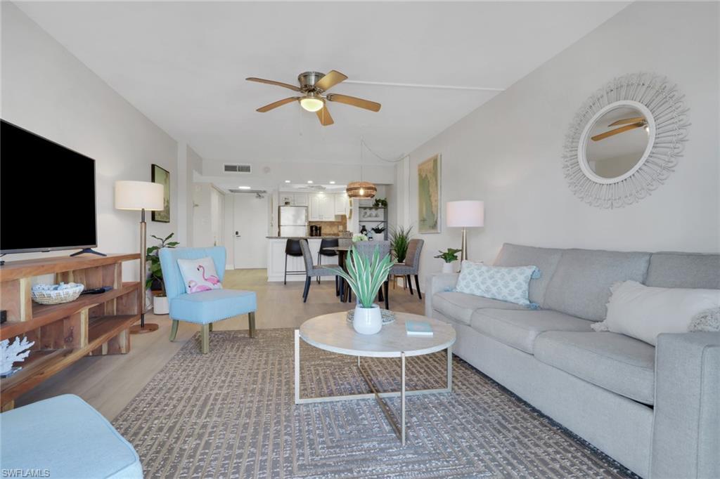 VANDERBILT TOWERS - Residential