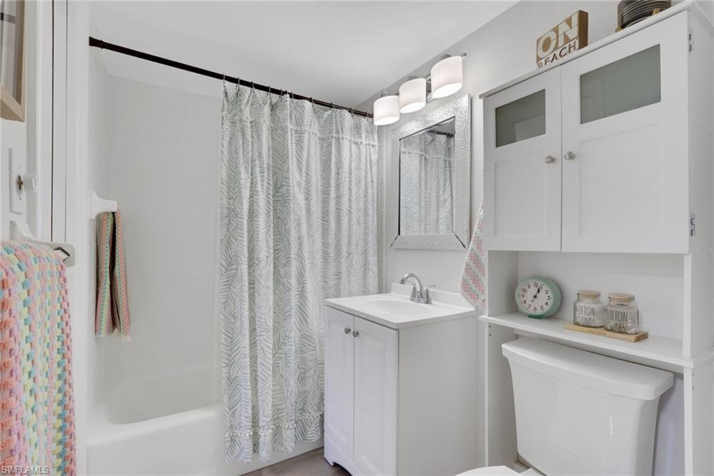 VANDERBILT TOWERS - Residential