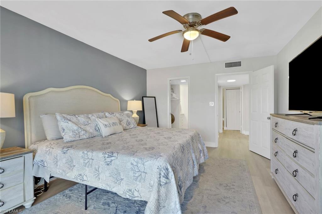 VANDERBILT TOWERS - Residential