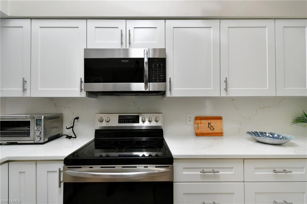 KELLY GREENS - Residential