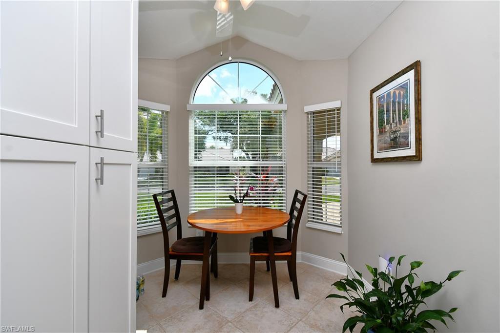 KELLY GREENS - Residential