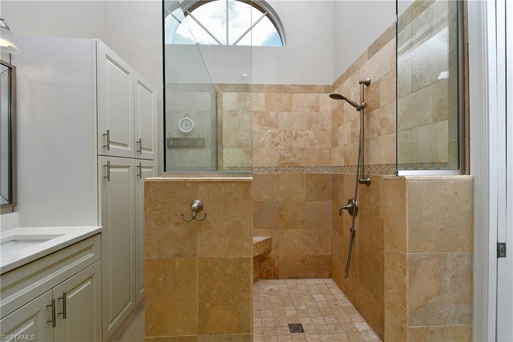 KELLY GREENS - Residential