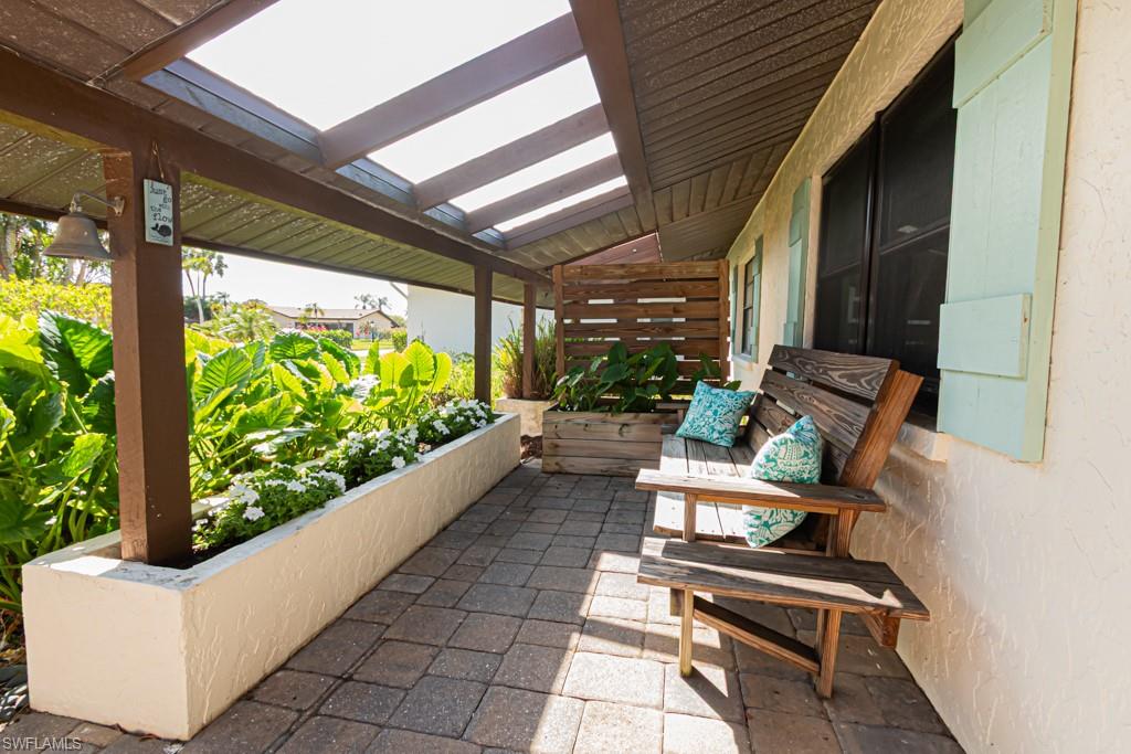 LAKEWOOD VILLAS - Residential