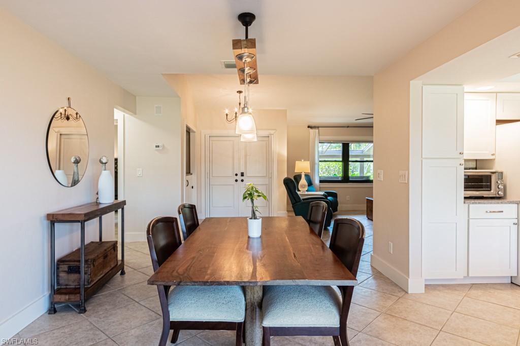 LAKEWOOD VILLAS - Residential