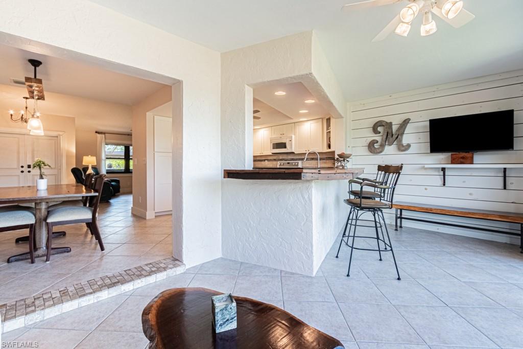 LAKEWOOD VILLAS - Residential