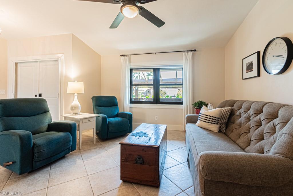 LAKEWOOD VILLAS - Residential