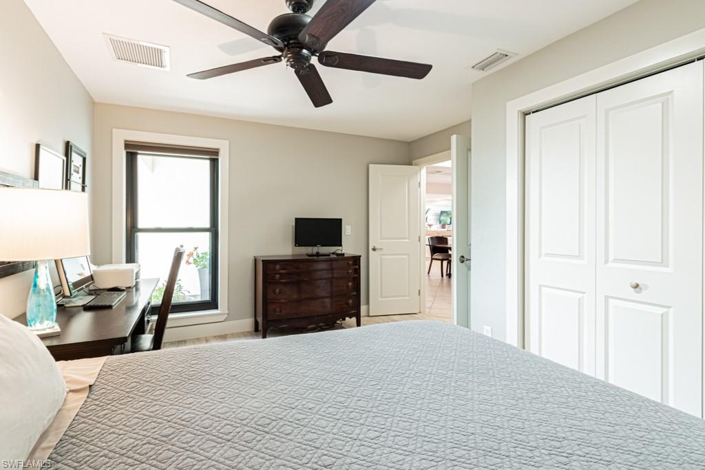 LAKEWOOD VILLAS - Residential