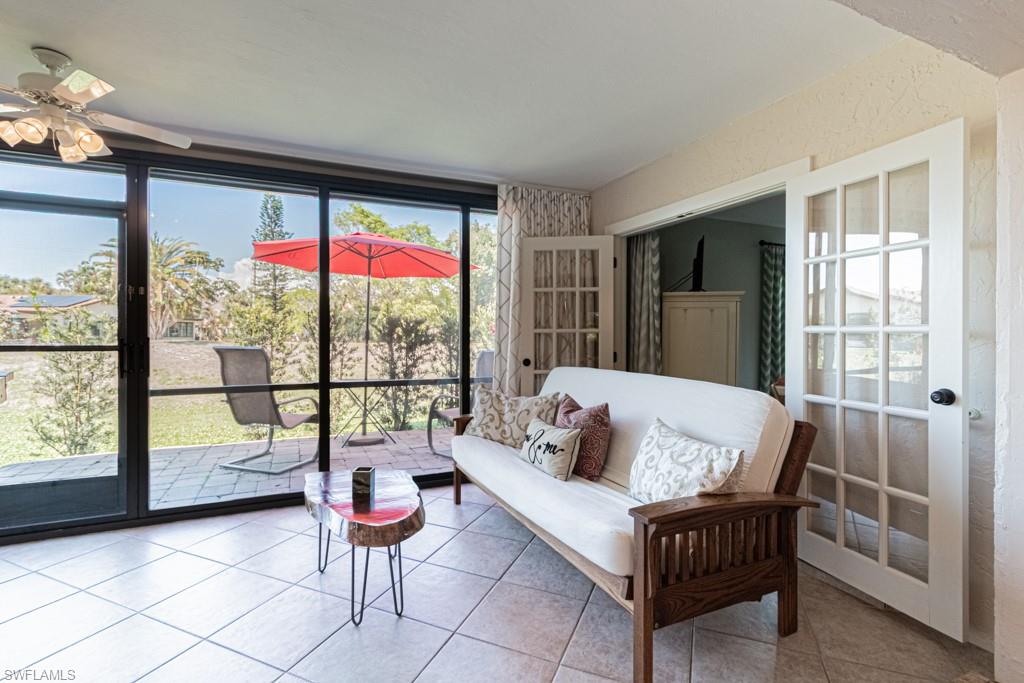 LAKEWOOD VILLAS - Residential