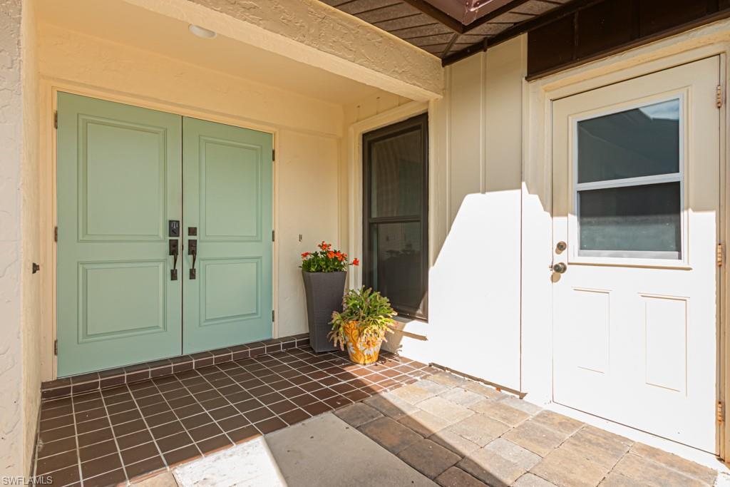 LAKEWOOD VILLAS - Residential