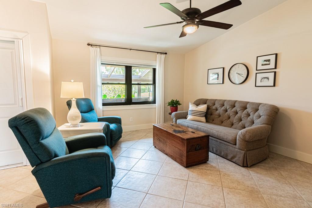 LAKEWOOD VILLAS - Residential