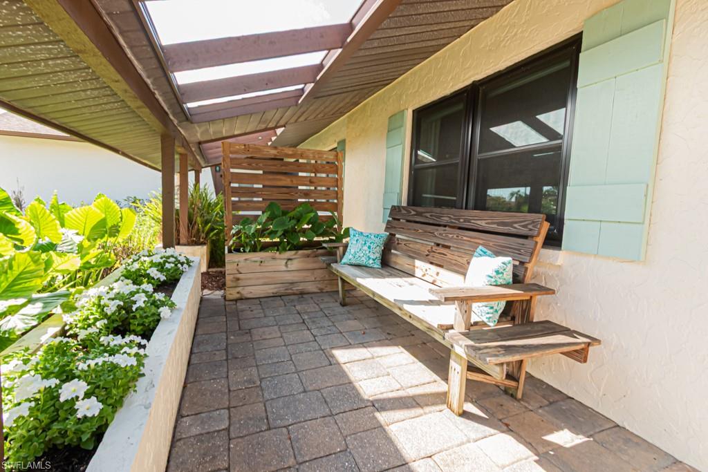 LAKEWOOD VILLAS - Residential