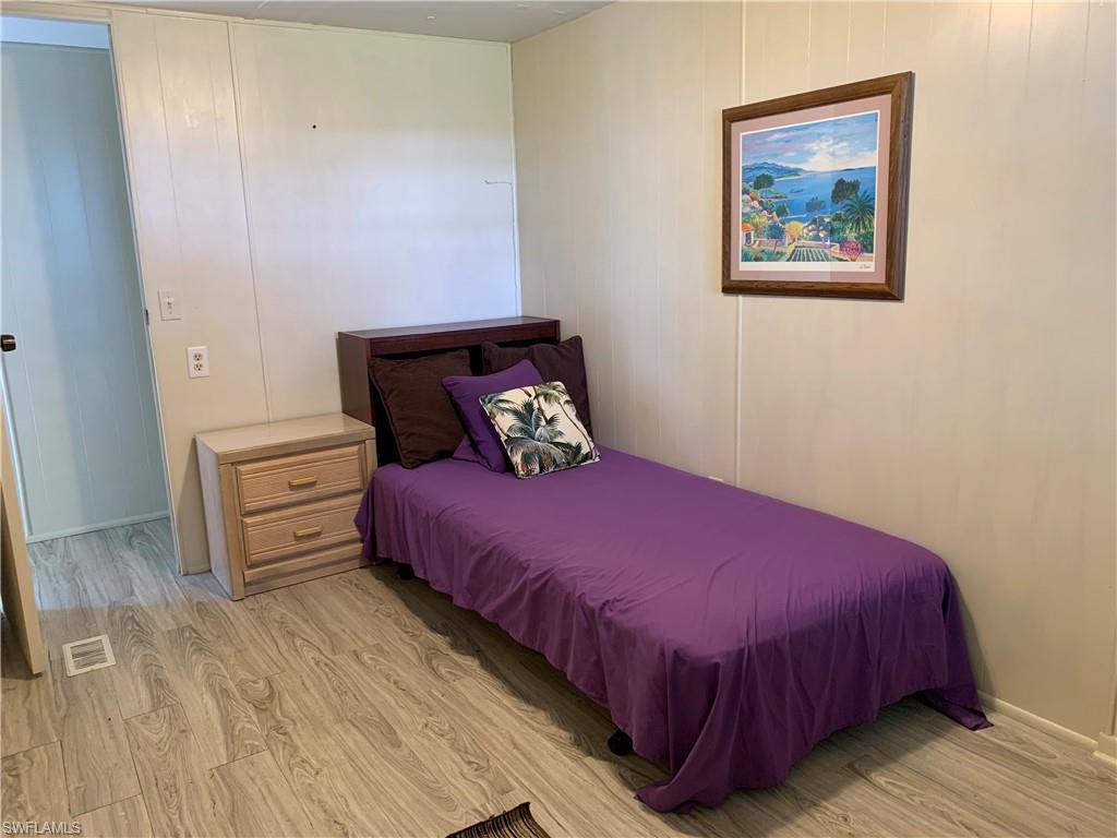 LAZY DAYS MOBILE VILLAGE - Residential