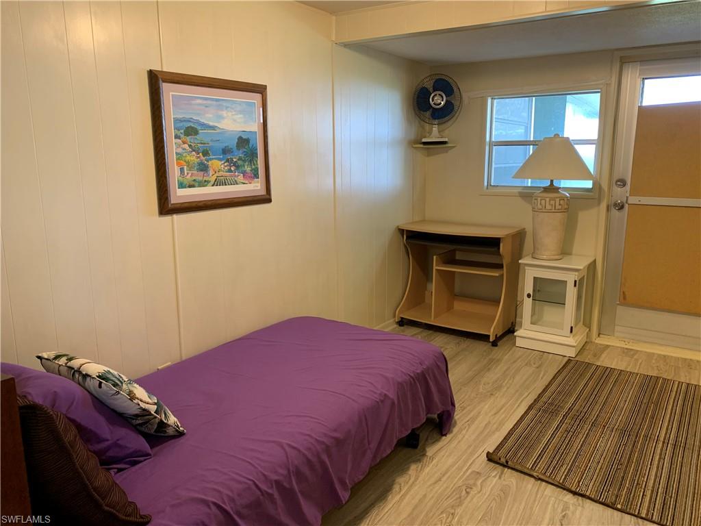 LAZY DAYS MOBILE VILLAGE - Residential