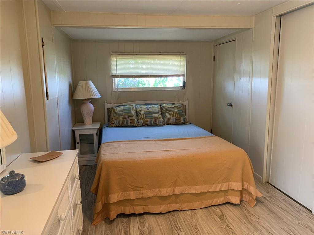 LAZY DAYS MOBILE VILLAGE - Residential