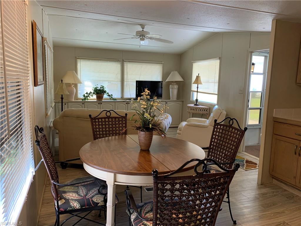 LAZY DAYS MOBILE VILLAGE - Residential