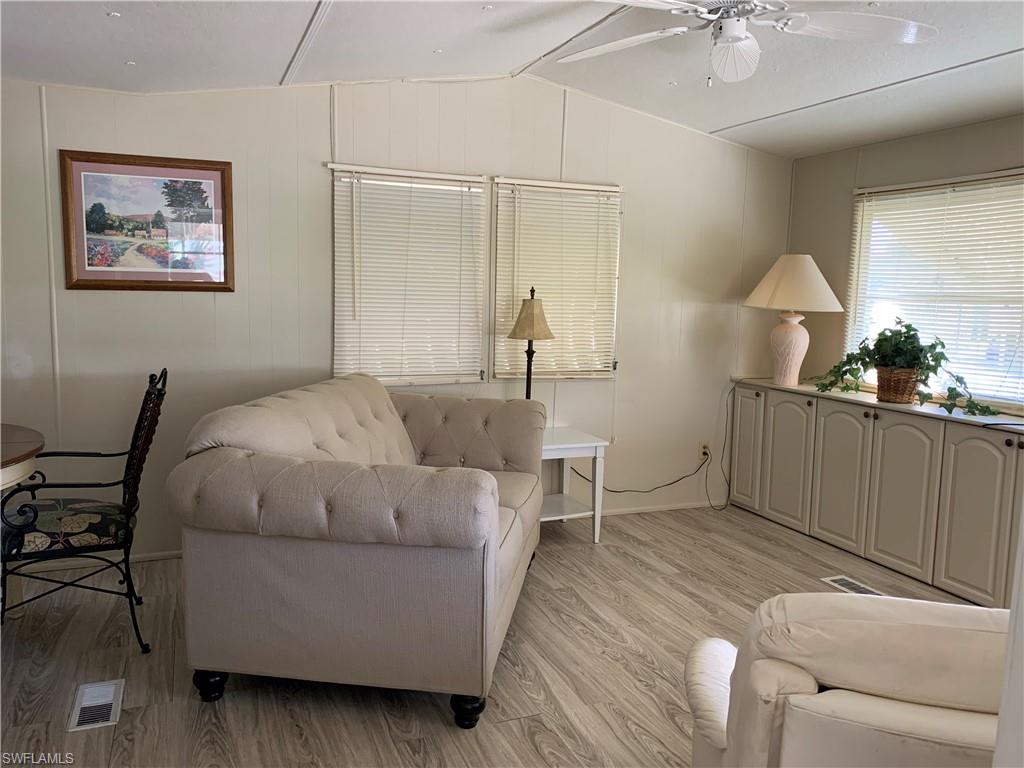 LAZY DAYS MOBILE VILLAGE - Residential